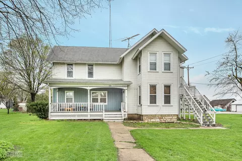 532 N Sycamore St, Somonauk, IL 60552