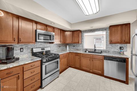 8249 45th St, Lyons, IL 60534 photo 15