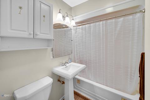 8249 45th St, Lyons, IL 60534 photo 11