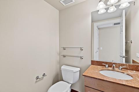 21 E Huron St #4101, Chicago, IL 60611 photo 19