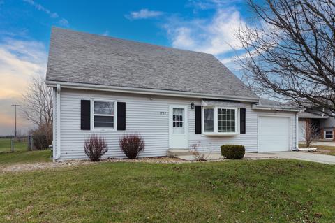 1722 Taft Dr, Normal, IL 61761 photo 2