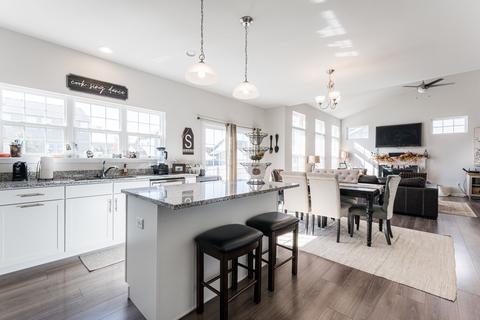 628 Walnut Ave, Maple Park, IL 60151 photo 10
