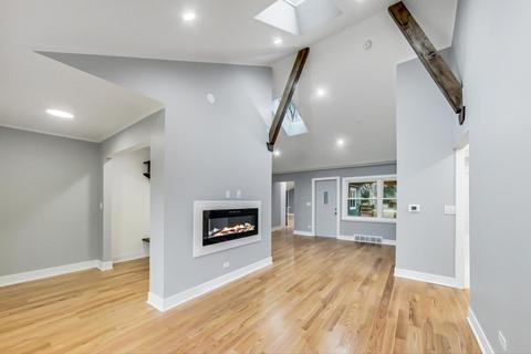 8 E Willow Rd, Prospect Heights, IL 60070 photo 4