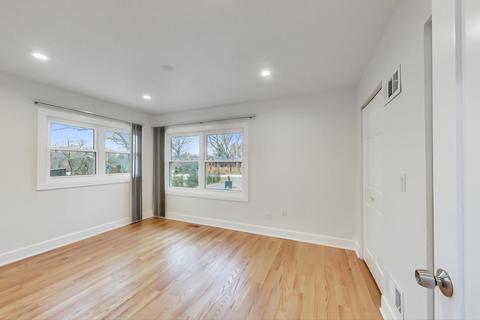 8 E Willow Rd, Prospect Heights, IL 60070 photo 18