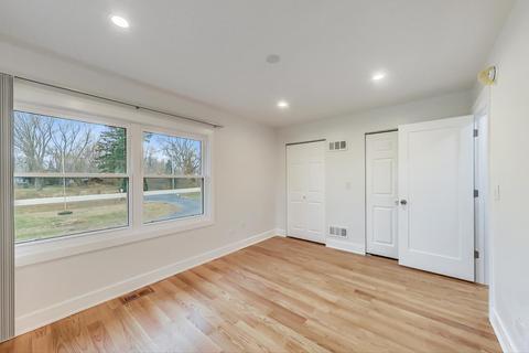 8 E Willow Rd, Prospect Heights, IL 60070 photo 16