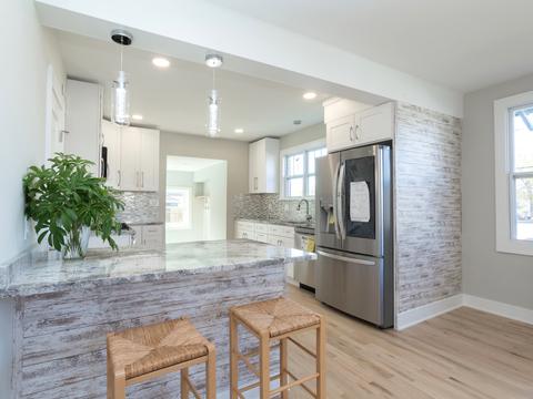103 E Main St, Cary, IL 60013 photo 8