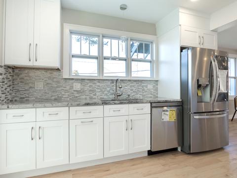 103 E Main St, Cary, IL 60013 photo 2