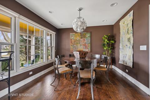 411 Sandy Ln, Wilmette, IL 60091 photo 9