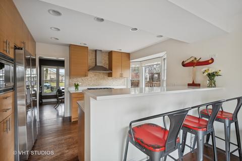 411 Sandy Ln, Wilmette, IL 60091 photo 5