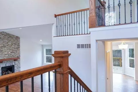 Entry Way - 772 Cirque Dr, Crown Point, IN 46307 photo 3 of 6