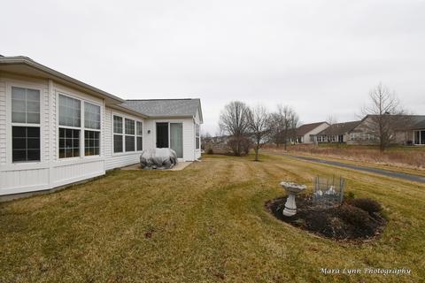 2537 Edgewater Dr, Elgin, IL 60124 photo 32