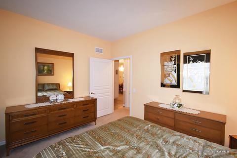 2537 Edgewater Dr, Elgin, IL 60124 photo 23