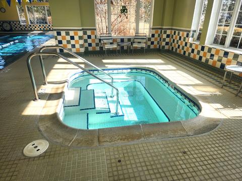 2537 Edgewater Dr, Elgin, IL 60124 photo 37