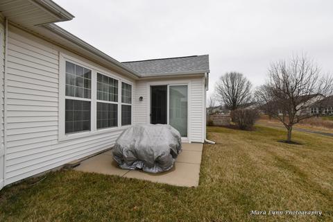 2537 Edgewater Dr, Elgin, IL 60124 photo 31
