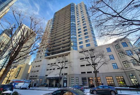 33 W Delaware Pl #16K, Chicago, IL 60610