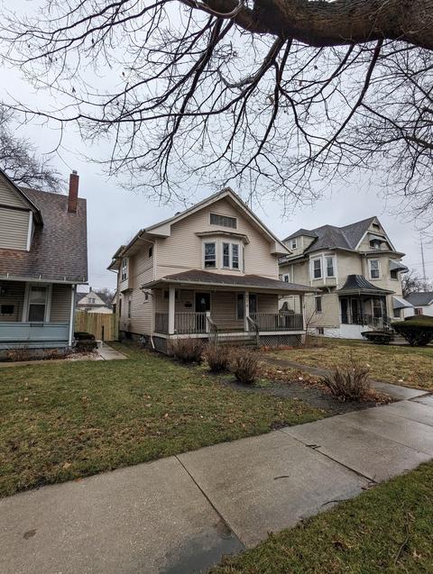 574 S Chicago Ave, Kankakee, IL 60901 photo 2
