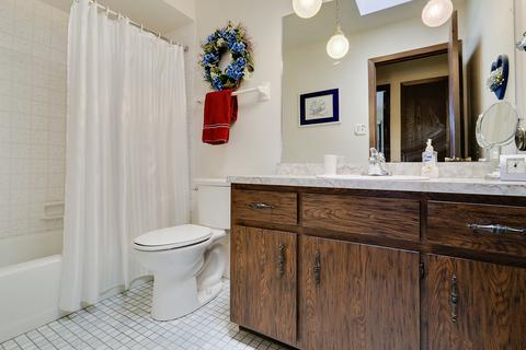 12909 Crestbrook Ct, Crestwood, IL 60445 photo 15