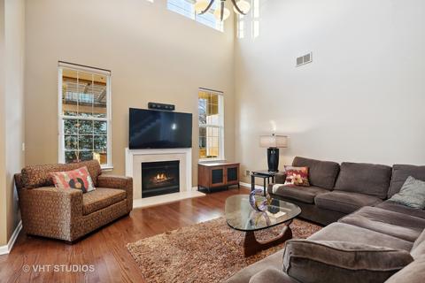 3890 Seigle Dr, Elgin, IL 60124 photo 9