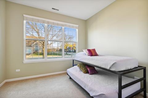 3890 Seigle Dr, Elgin, IL 60124 photo 14