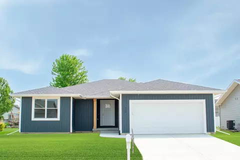 515 Bobwhite Way, Normal, IL 61761