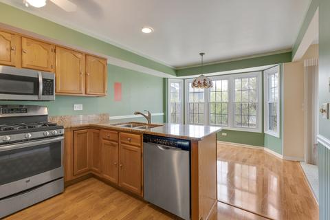 233 E Theodore Ln, Itasca, IL 60143 photo 8