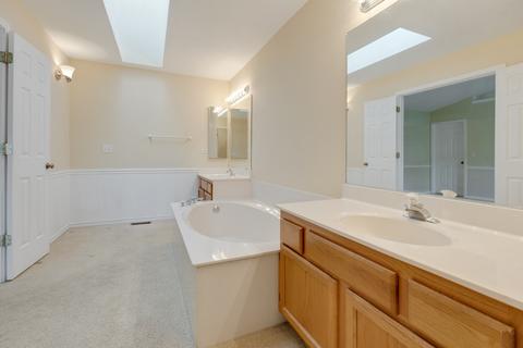 233 E Theodore Ln, Itasca, IL 60143 photo 17