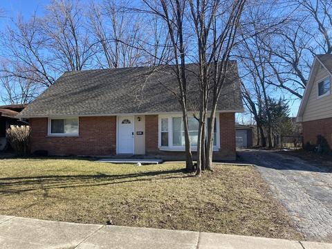 16811 Glen Oaks Dr, Country Club Hills, IL 60478
