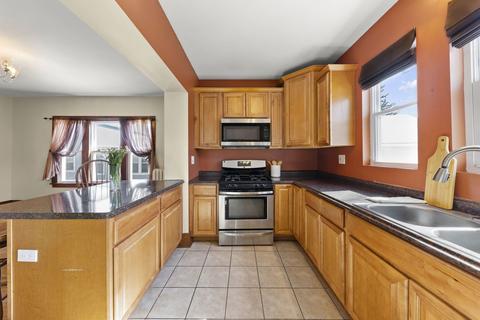575 2nd Ave, Aurora, IL 60505 photo 10