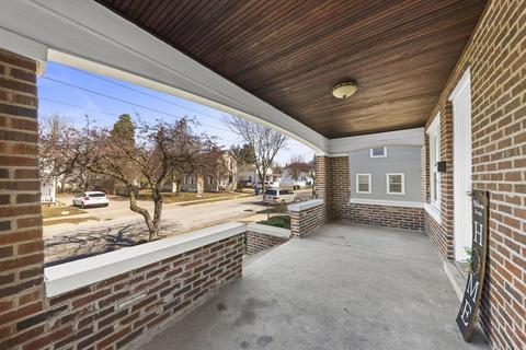 575 2nd Ave, Aurora, IL 60505 photo 2