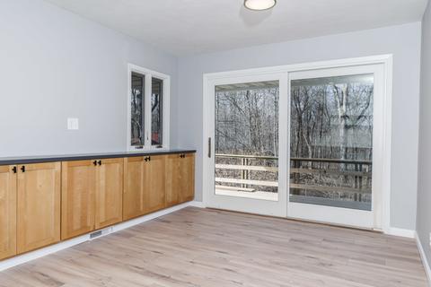 306 N Seminary St, Downs, IL 61736 photo 5