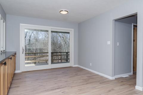 306 N Seminary St, Downs, IL 61736 photo 4