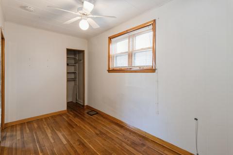 3405 S Emerald Ave, Chicago, IL 60616 photo 4