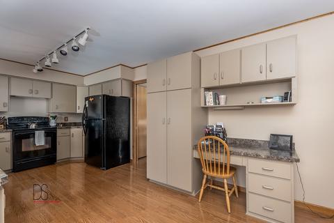 918 Evans St, Ottawa, IL 61350 photo 7