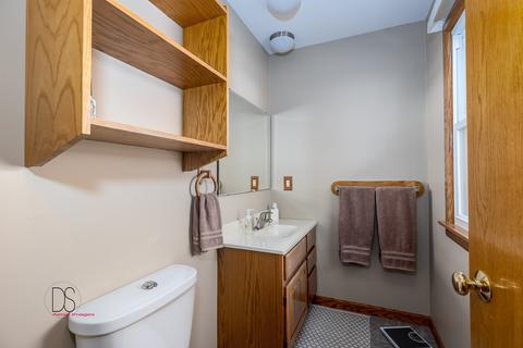 918 Evans St, Ottawa, IL 61350 photo 13