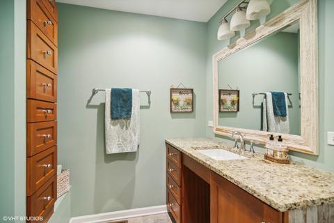 4022 Blue Bird Ln, Rolling Meadows, IL 60008 photo 13