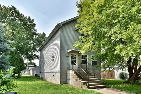 556 Irving St, Joliet, IL 60432