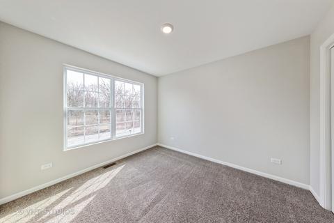 212 Crystal Ln, Steger, IL 60475 photo 14
