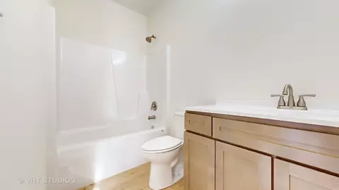 Bath - 180 W 37th Pl, Steger, IL 60475 photo 2 of 2