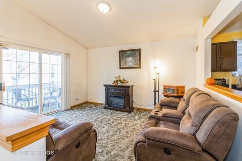 829 Symphony Dr, Aurora, IL 60504 photo 5