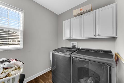 1180 W Thomas Rd, Wheaton, IL 60187 photo 27
