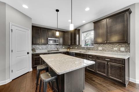 1180 W Thomas Rd, Wheaton, IL 60187 photo 8