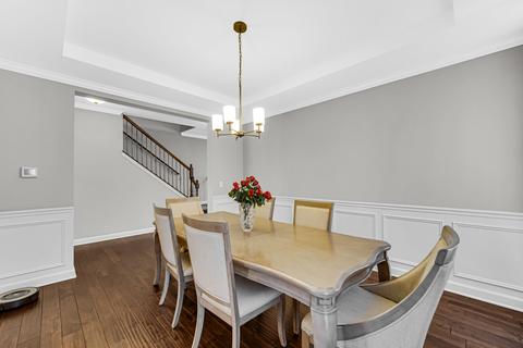 1180 W Thomas Rd, Wheaton, IL 60187 photo 9