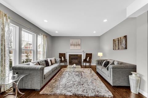 1180 W Thomas Rd, Wheaton, IL 60187 photo 13
