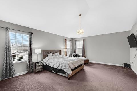 1180 W Thomas Rd, Wheaton, IL 60187 photo 18