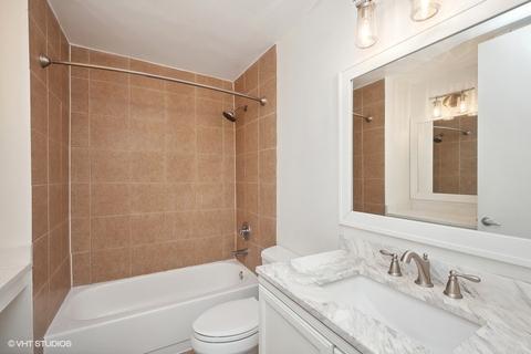 30 E Huron St #3904, Chicago, IL 60611 photo 9
