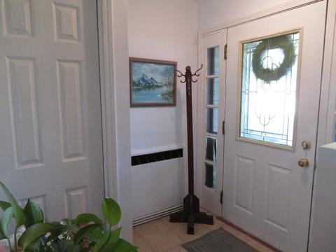 105 E Lincoln Ave, Ogden, IL 61859 photo 4