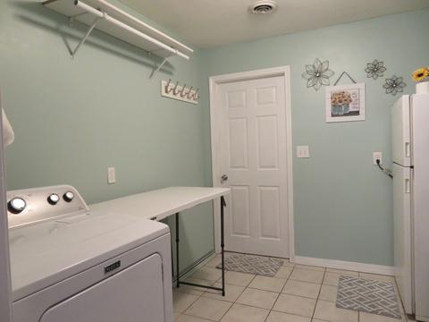 105 E Lincoln Ave, Ogden, IL 61859 photo 11