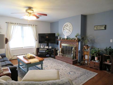 105 E Lincoln Ave, Ogden, IL 61859 photo 6