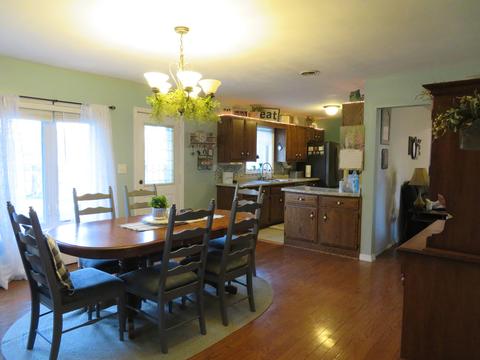 105 E Lincoln Ave, Ogden, IL 61859 photo 8