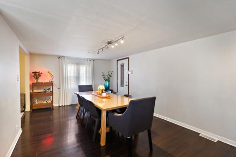 7902 W 77th St, Bridgeview, IL 60455 photo 5